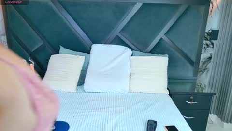 Lexy online show from November 12, 7:57 pm