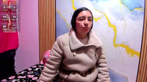 lexyy24_ online show from May 8, 11:15 am
