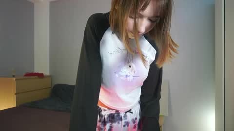leyla_grace online show from May 7, 6:13 pm