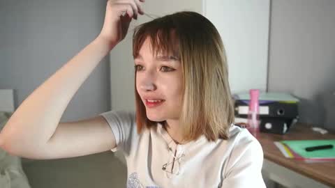 leyla_grace online show from May 23, 4:50 am