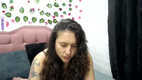 Snapshot of leyla_horny_bg chatting on February 8, 8:21 pm leyla_horny_bg online show from February 8, 8:21 pm