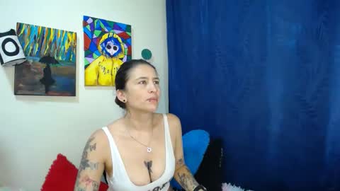Snapshot of leyla_horny_bg chatting on October 10, 2:10 am leyla_horny_bg online show from October 10, 2:10 am