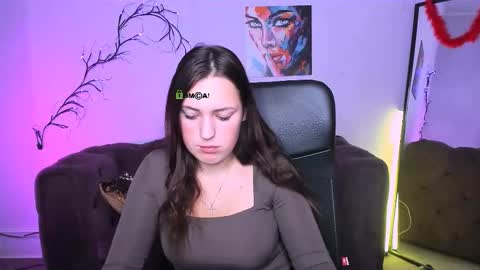 Leyla online show from December 19, 7:04 am