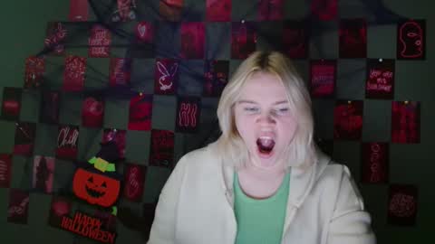 Leyla online show from October 7, 6:43 am