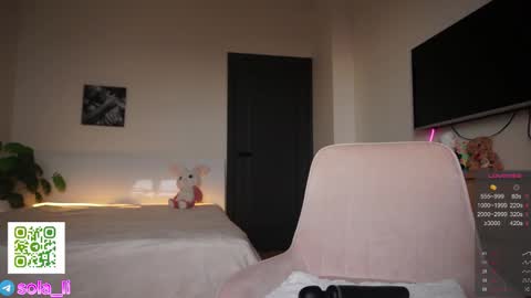 Leyla ly Ill be here Tuesday Thursday Friday Saturday Sunday online show from November 18, 4:17 am