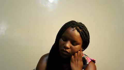 Snapshot of leylacuty13 chatting on March 9, 4:27 am leylacuty13 online show from March 9, 4:27 am