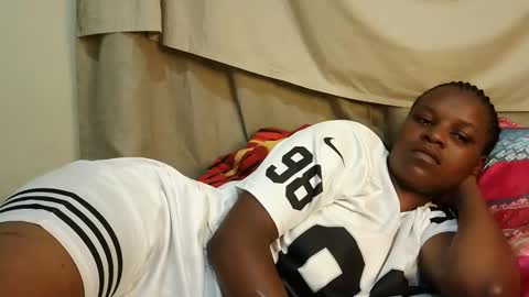 Snapshot of leylacuty13 chatting on March 26, 1:22 am leylacuty13 online show from March 26, 1:22 am