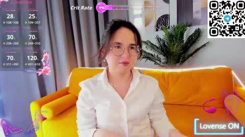 leylamirage online show from May 15, 12:45 pm