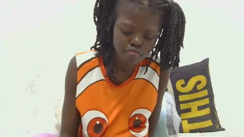 laylani69 online show from July 3, 7:31 pm