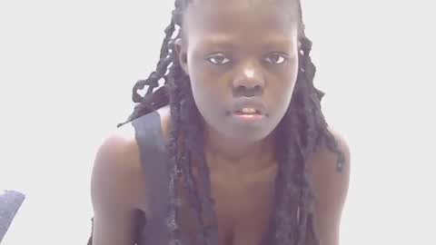 laylani69 online show from July 26, 5:42 pm