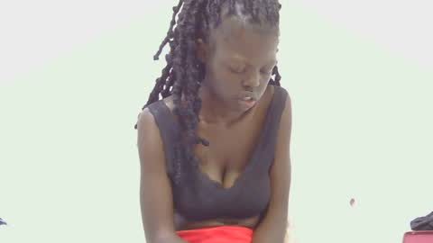 laylani69 online show from July 31, 7:02 pm