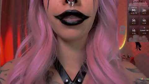 LEA online show from October 25, 1:51 pm