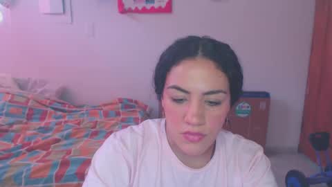 Snapshot of leylapregnant chatting on September 30, 4:12 pm leylapregnant online show from September 30, 4:12 pm