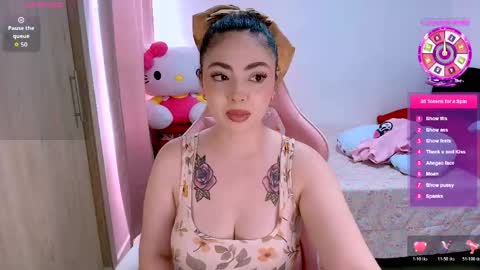 Snapshot of leylasloane chatting on April 8, 2:50 pm Leyla online show from April 8, 2:50 pm