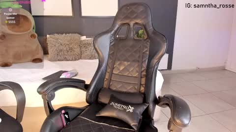 Snapshot of leyli_doll chatting on September 12, 11:04 pm Leyli Doll online show from September 12, 11:04 pm