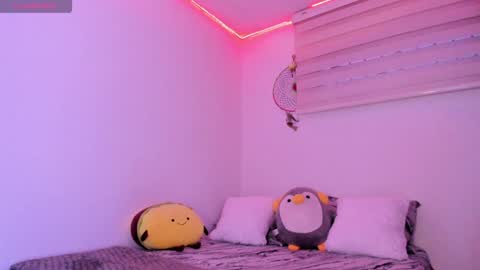 Jessica online show from February 5, 3:52 pm