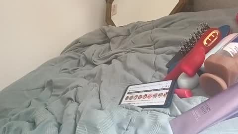 lezerae45791709 online show from May 22, 11:10 pm