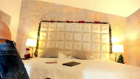 LEZY online show from December 20, 7:54 pm