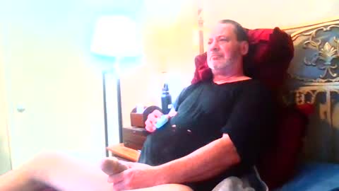 Snapshot of lgck12in chatting on April 2, 10:40 pm C2bme online show from April 2, 10:40 pm