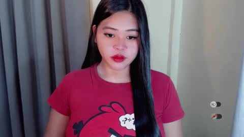 Snapshot of lhara_cumming chatting on October 21, 11:38 pm LHARA online show from October 21, 11:38 pm