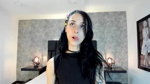 Snapshot of lhiamfitt chatting on December 14, 4:45 am lhiamfitt online show from December 14, 4:45 am