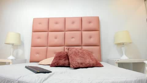 Snapshot of lhiamfitt chatting on January 18, 5:59 pm lhiamfitt online show from January 18, 5:59 pm