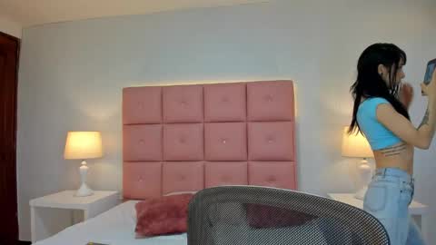 Snapshot of lhiamfitt chatting on March 4, 12:33 pm lhiamfitt online show from March 4, 12:33 pm