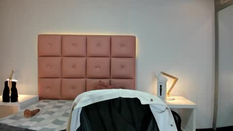 Snapshot of lhiamfitt chatting on September 25, 6:33 pm lhiamfitt online show from September 25, 6:33 pm