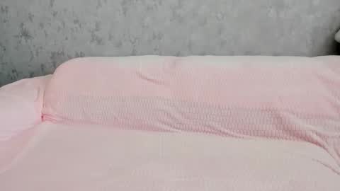 LEANNAA online show from November 8, 5:40 am