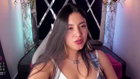 Lia  online show from January 7, 5:20 pm