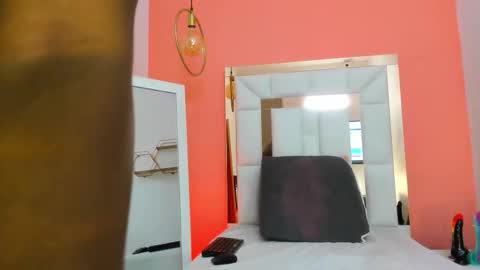 Snapshot of lia_antonella69 chatting on October 16, 11:33 am karol online show from October 16, 11:33 am