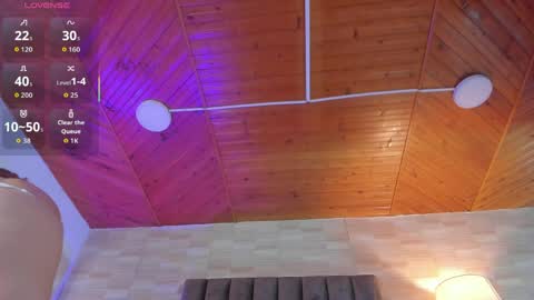 Lia online show from April 3, 1:42 pm