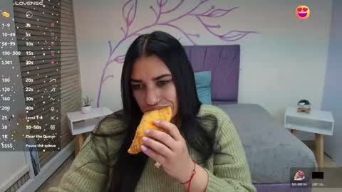  LIA  online show from December 5, 12:25 pm