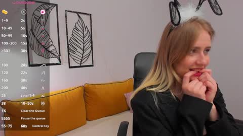 Lia online show from April 30, 3:13 am
