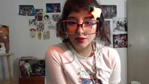 Snapshot of lia_carter_ chatting on April 28, 11:21 pm Lia online show from April 28, 11:21 pm