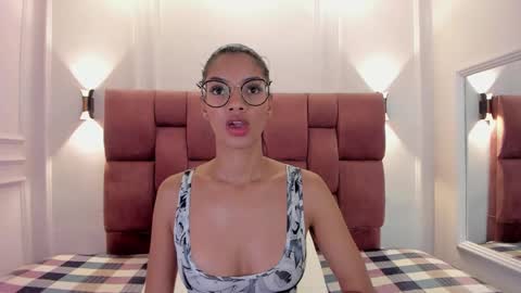 Snapshot of lia_girl2 chatting on January 30, 4:06 am Lia online show from January 30, 4:06 am