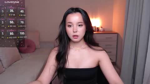 L I A online show from November 1, 1:46 pm