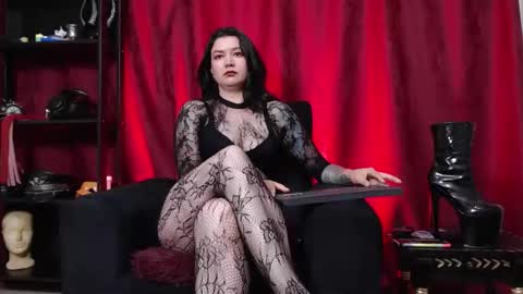 . online show from May 4, 10:17 pm