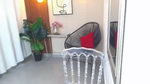 LIA online show from April 28, 6:13 pm