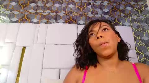 lia_mariana online show from October 26, 1:33 am