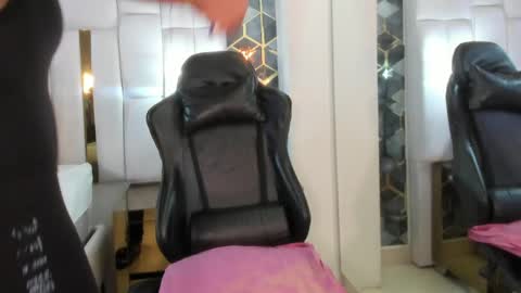 lia_mariana online show from March 29, 10:10 pm