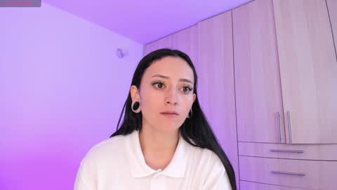 Snapshot of lia_queen610 chatting on December 2, 7:16 pm Little Queen Lia online show from December 2, 7:16 pm