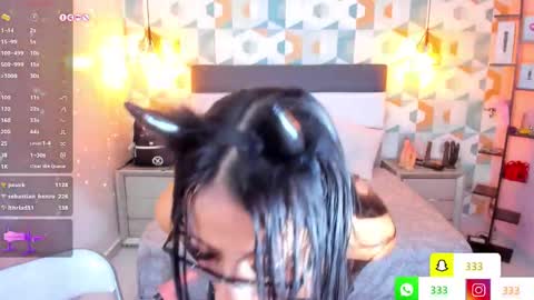 Snapshot of lia_roux1 chatting on January 25, 9:26 am Camila online show from January 25, 9:26 am