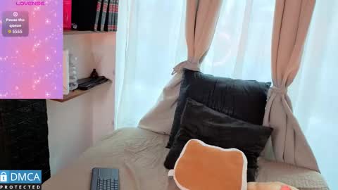 Snapshot of lia_summer1 chatting on November 1, 7:05 pm lia summer1 online show from November 1, 7:05 pm