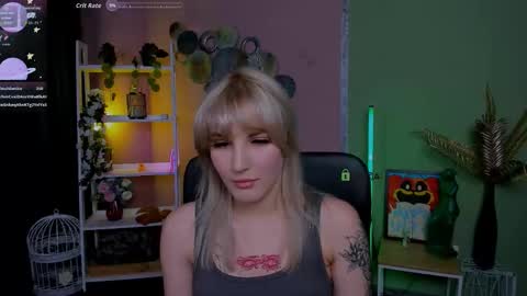 Lia online show from September 29, 7:40 pm