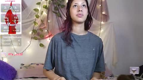 Lia online show from December 7, 6:54 am