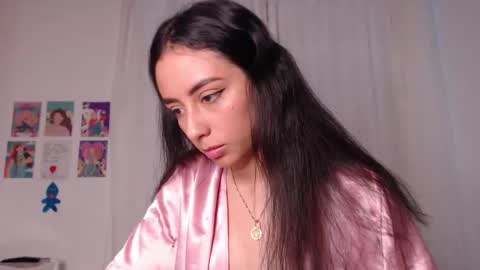 Snapshot of liaa_cute_ chatting on April 23, 9:28 pm lia online show from April 23, 9:28 pm
