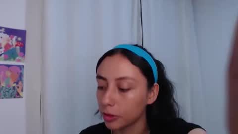 Snapshot of liaa_cute_ chatting on May 24, 3:11 am lia online show from May 24, 3:11 am