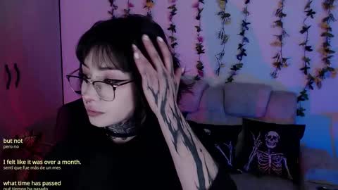 Liaa  online show from November 3, 2:35 am