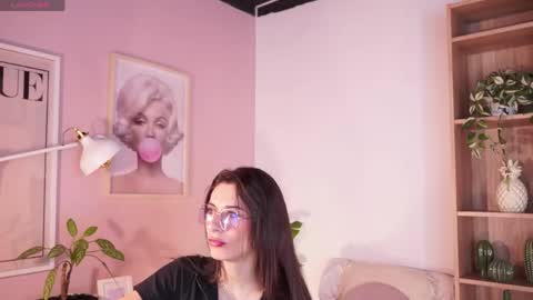 Lia  online show from May 5, 12:57 pm